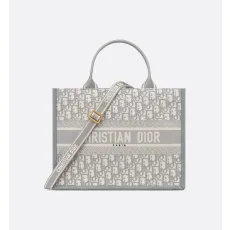 디올 Dior Book Tote 미디엄 백【매장-520만원대】